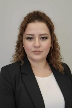 Sally Gezdan